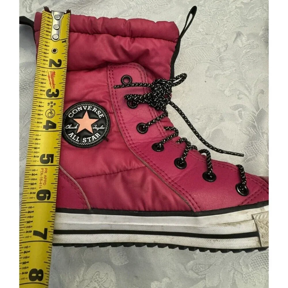 Converse Juniors Sz 3 Water Repellent Chuck Taylor All Star Boot HI 669334C Pink